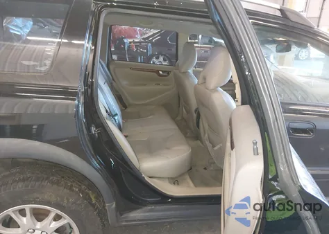 2005 Volvo Xc70 2.5T Awd z USA, uszkodzony, nr VIN YV1SZ592451177159